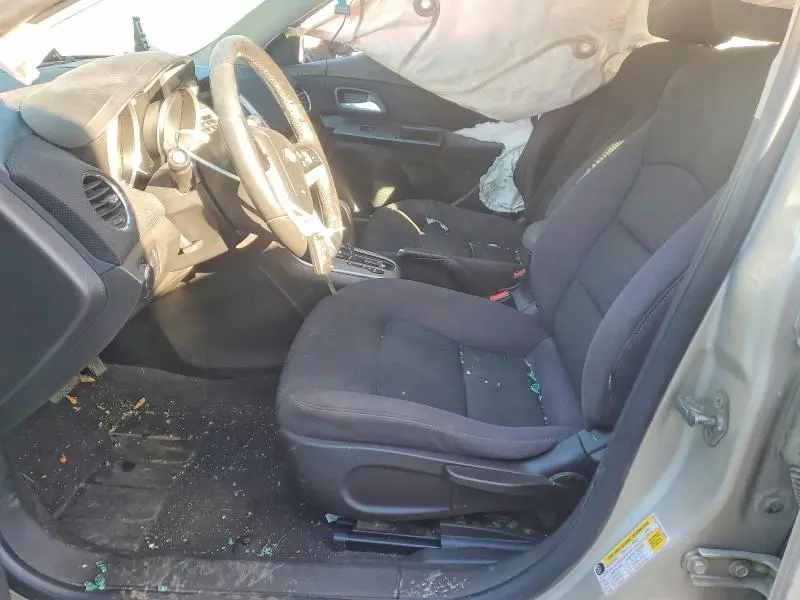 2013 CHEVROLET CRUZE LT  