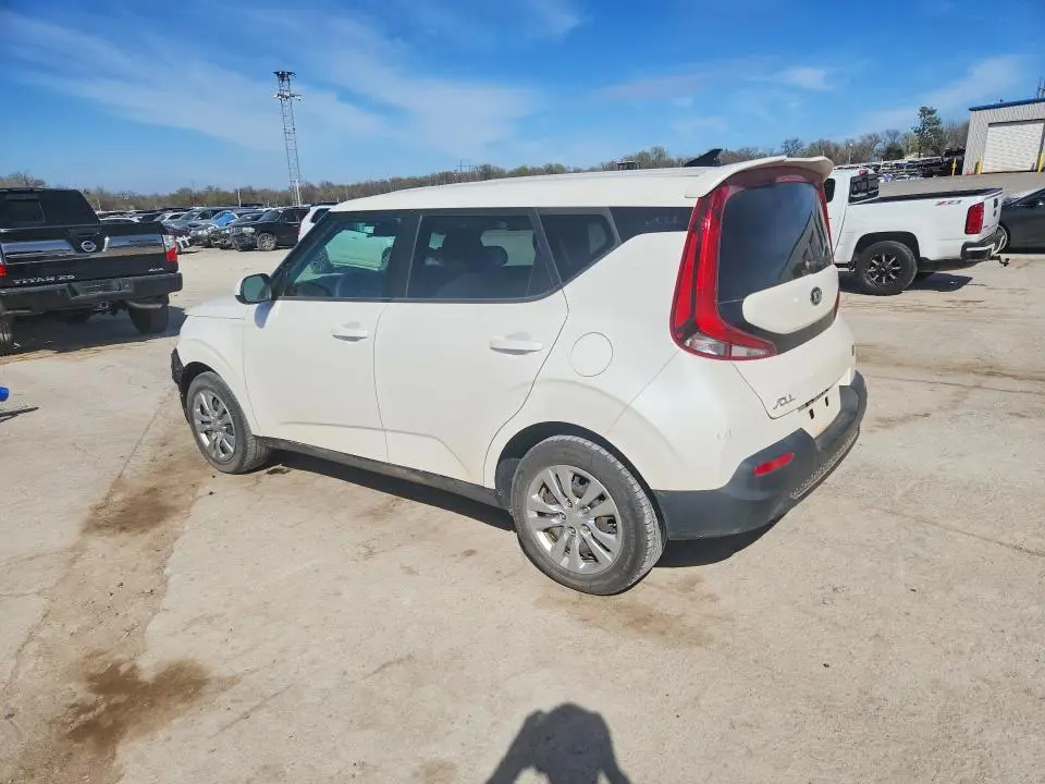 2020 KIA SOUL LX  