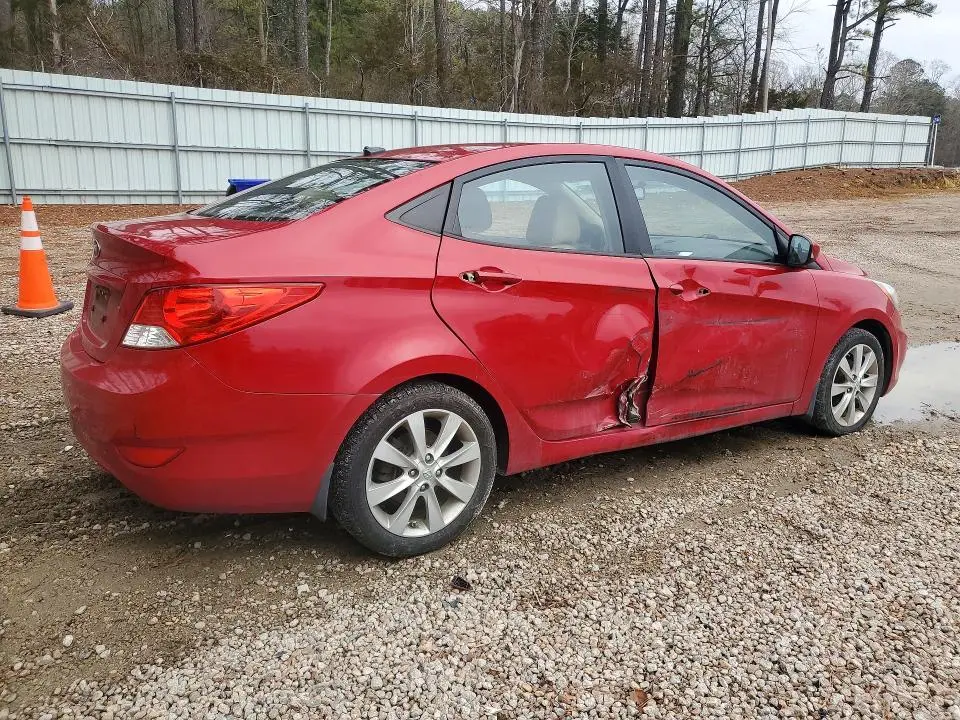 2013 HYUNDAI ACCENT GLS  