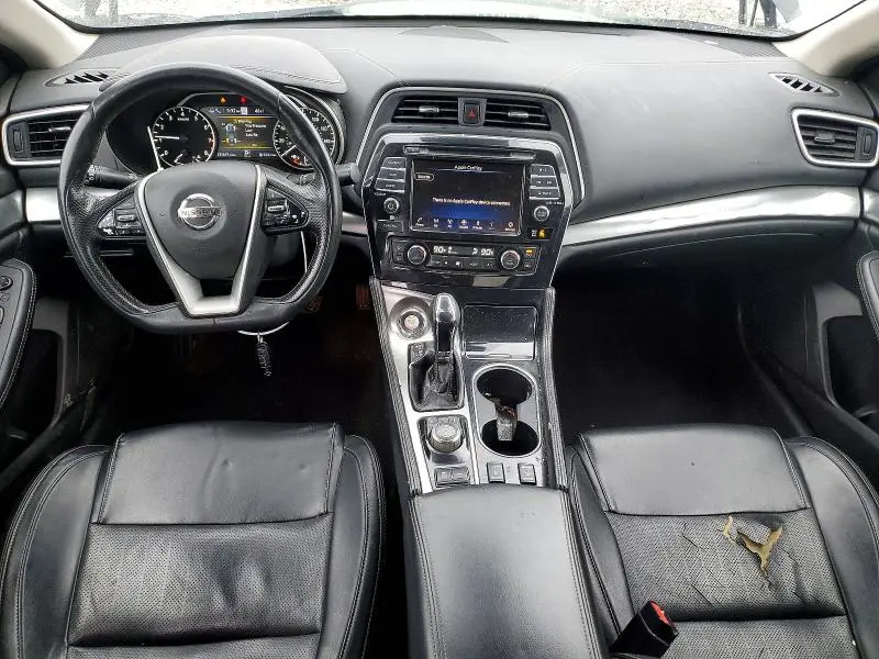 2021 NISSAN MAXIMA SV  