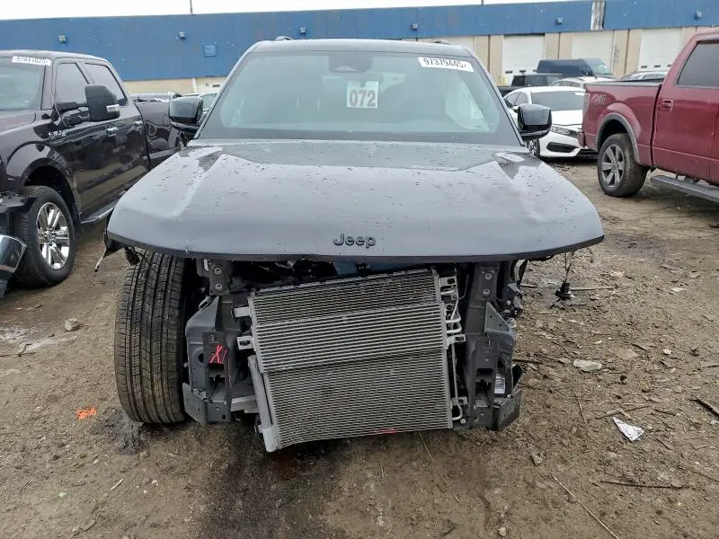 2024 JEEP GRAND CHEROKEE LAREDO  