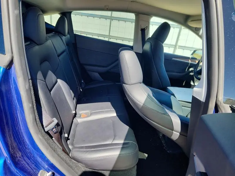 2025 TESLA MODEL Y   