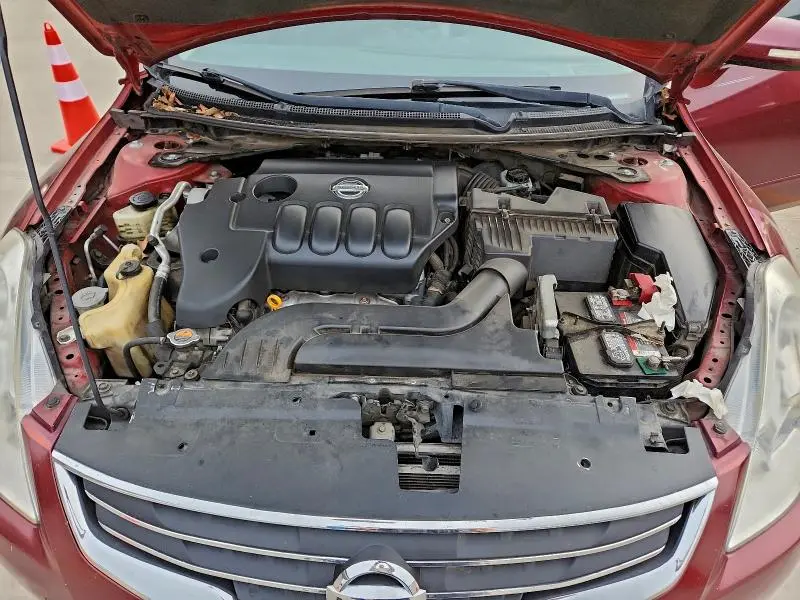 2010 NISSAN ALTIMA BASE  