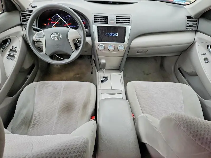 2011 TOYOTA CAMRY LE  