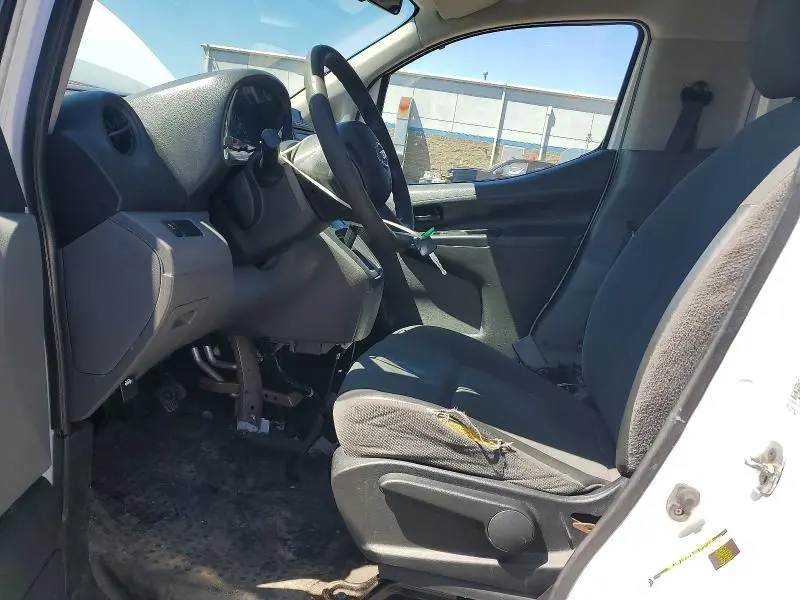 2015 NISSAN NV200 S  