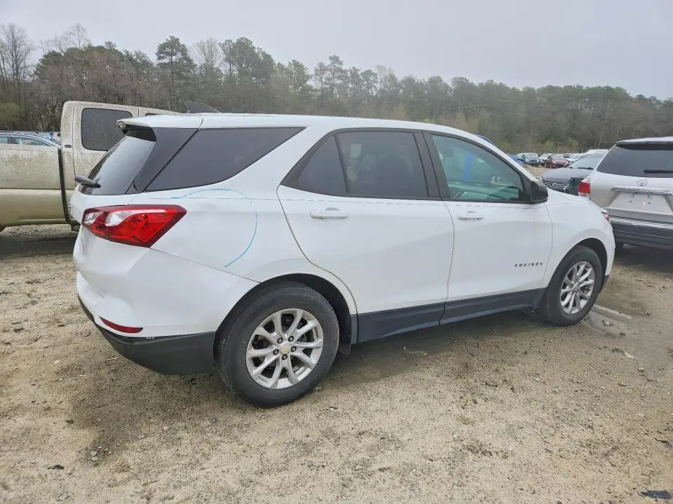 2020 CHEVROLET EQUINOX LS  