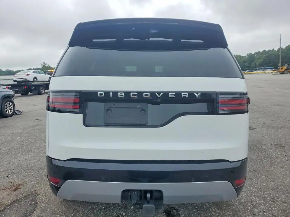 2025 LAND ROVER DISCOVERY METROPOLITAN EDITION  