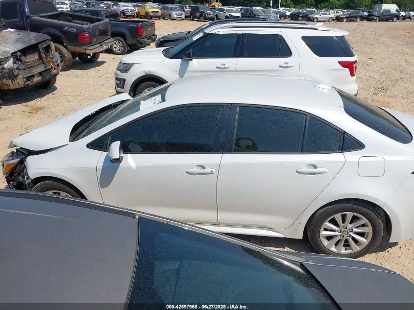 2024 TOYOTA COROLLA HYBRID LE