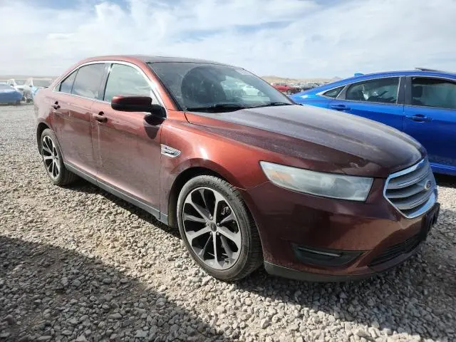 2015 FORD TAURUS SEL  