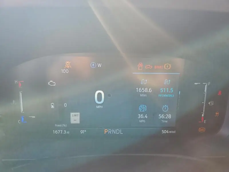 2025 FORD MAVERICK LARIAT  