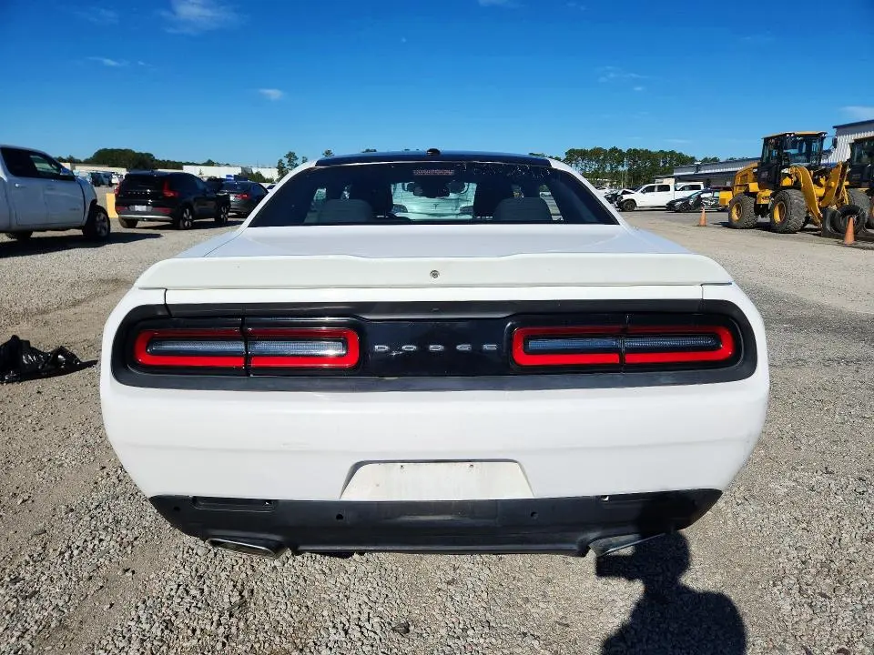 2019 DODGE CHALLENGER SXT  