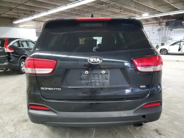 2017 KIA SORENTO LX  