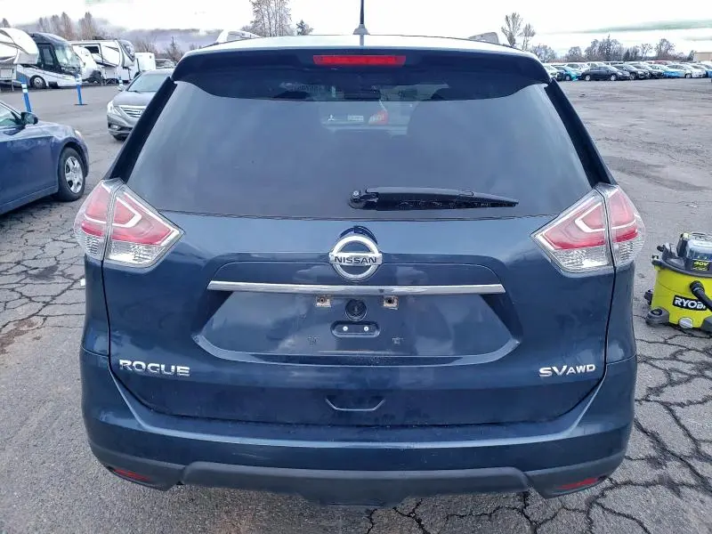 2015 NISSAN ROGUE S  