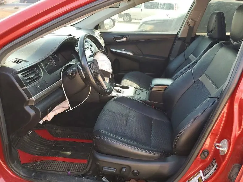 2014 TOYOTA CAMRY SE  