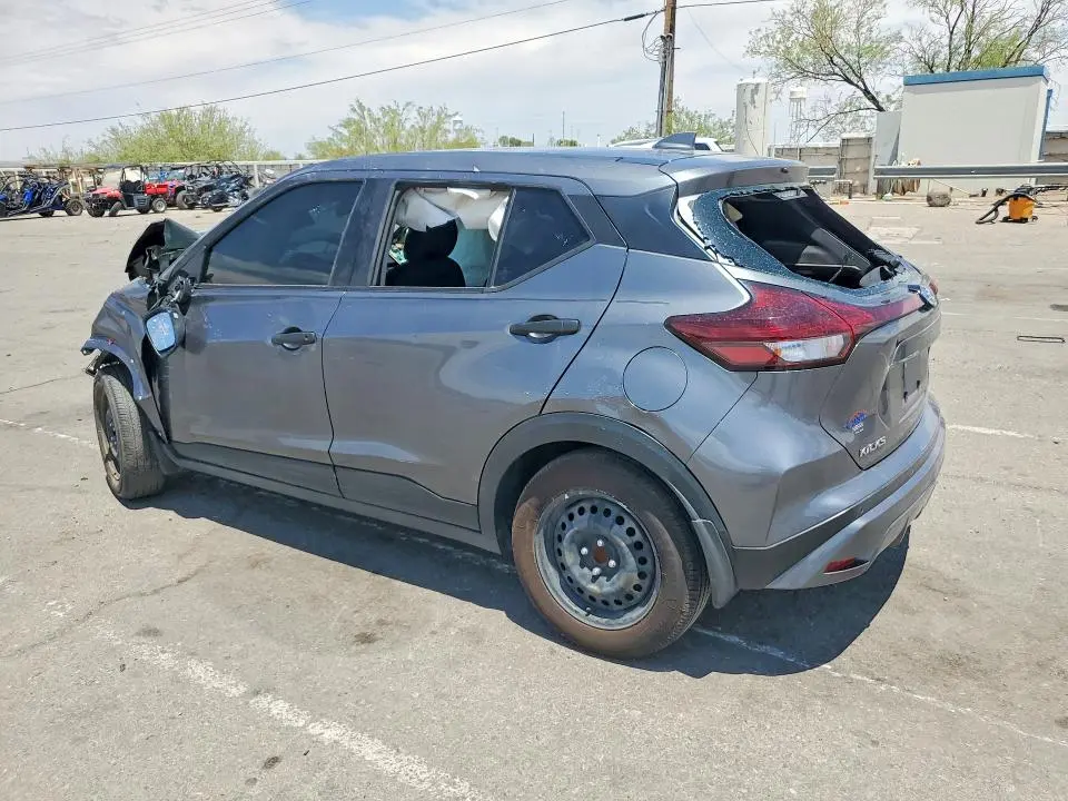 2021 NISSAN KICKS S  