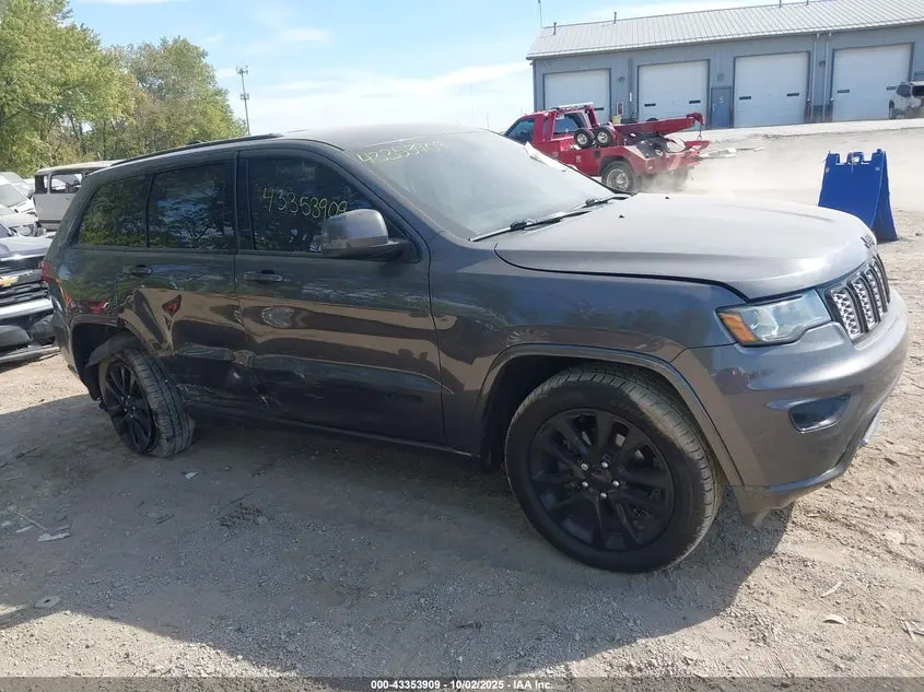 2017 JEEP GRAND CHEROKEE ALTITUDE 4X4
