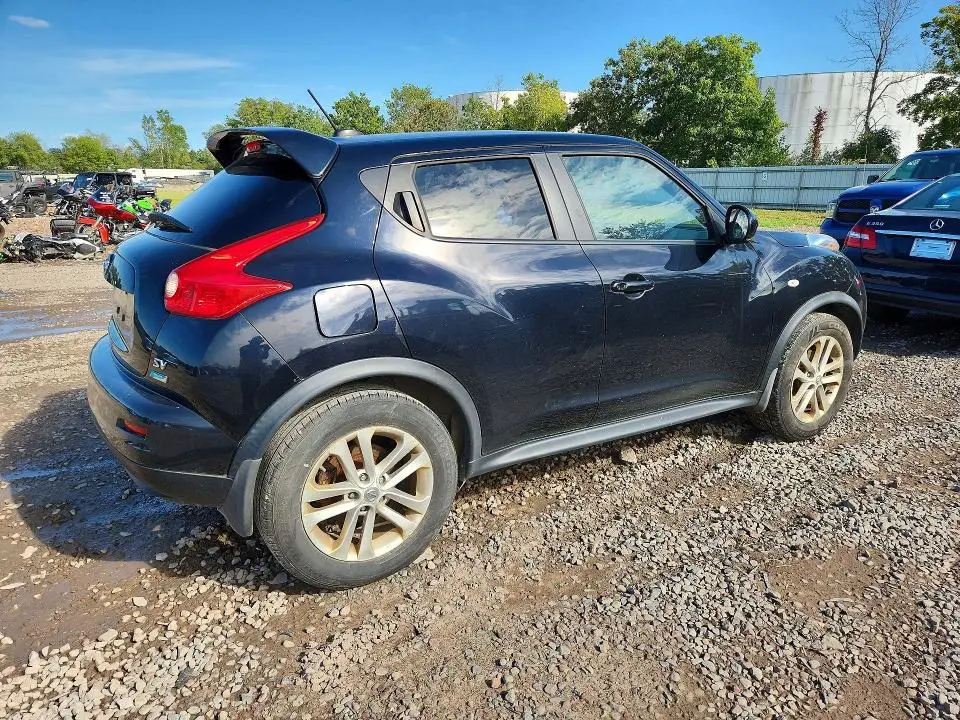 2012 NISSAN JUKE S  