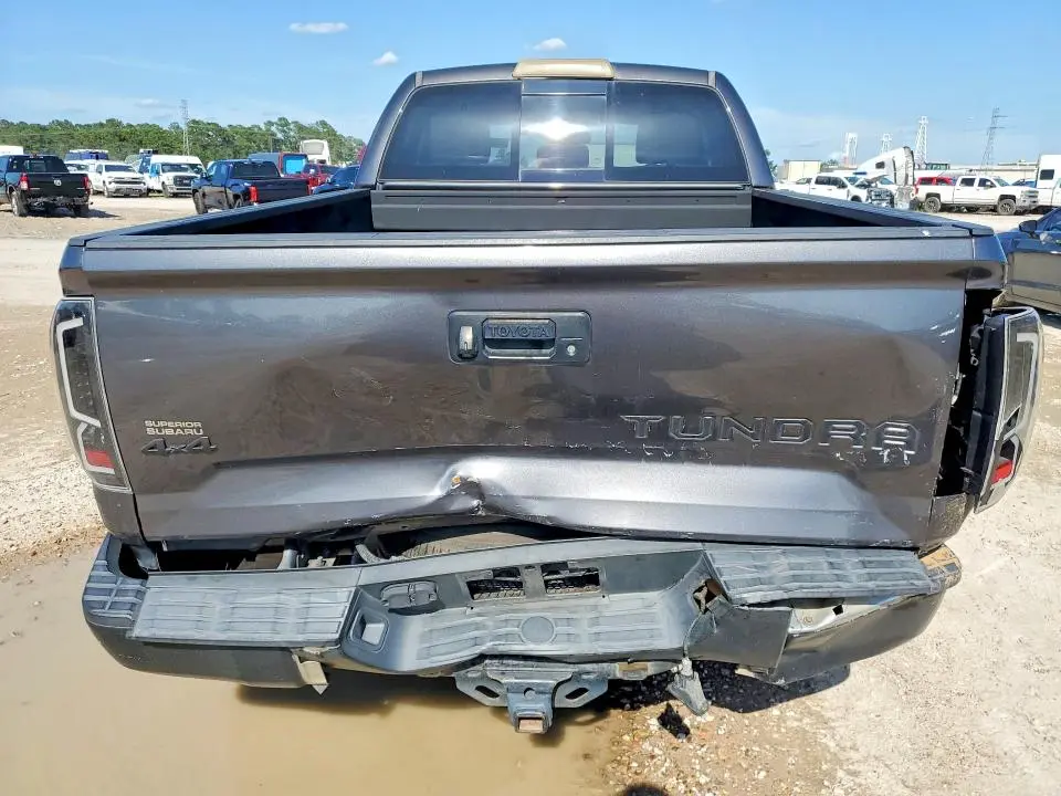 2014 TOYOTA TUNDRA SR5  