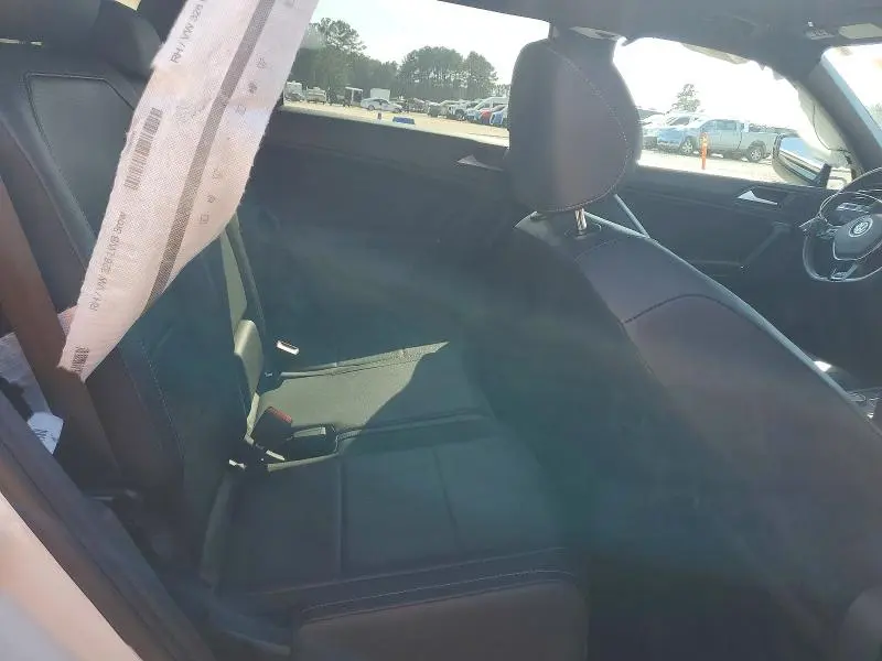 2020 VOLKSWAGEN TIGUAN SE  