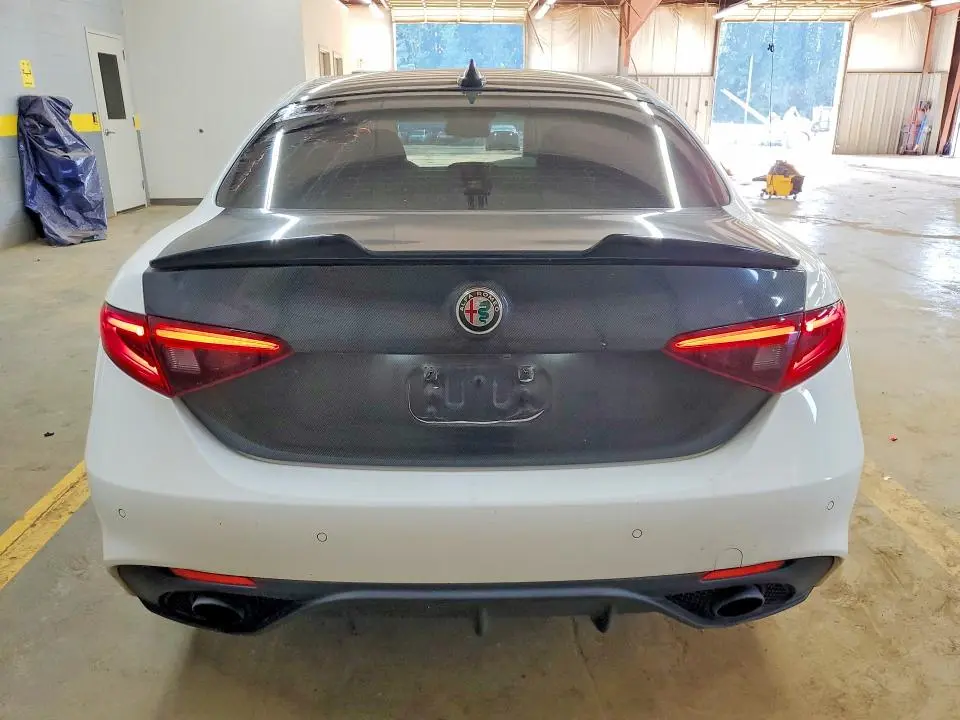 2023 ALFA ROMEO GIULIA TI  