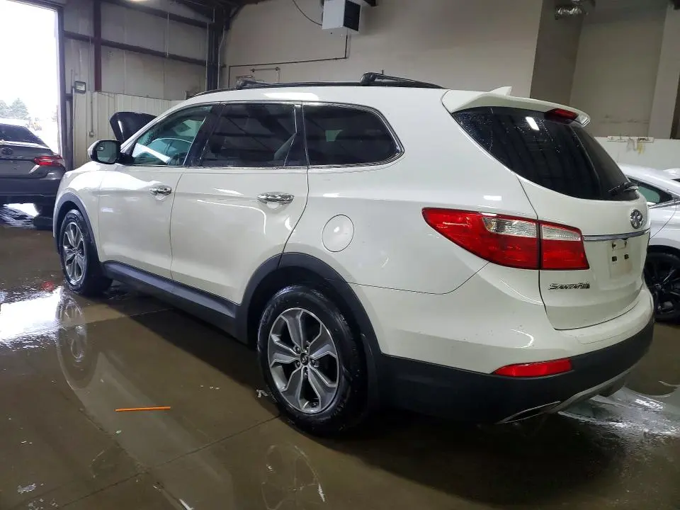 2016 HYUNDAI SANTA FE SE  