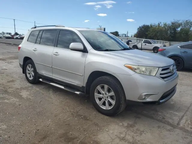 2011 TOYOTA HIGHLANDER BASE  
