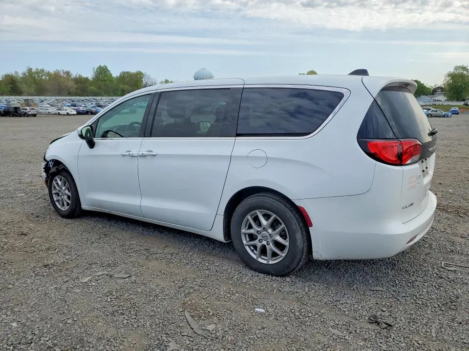2022 CHRYSLER VOYAGER LX  