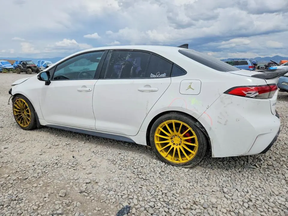 2020 TOYOTA COROLLA SE  