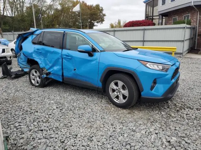 2021 TOYOTA RAV4 XLE  