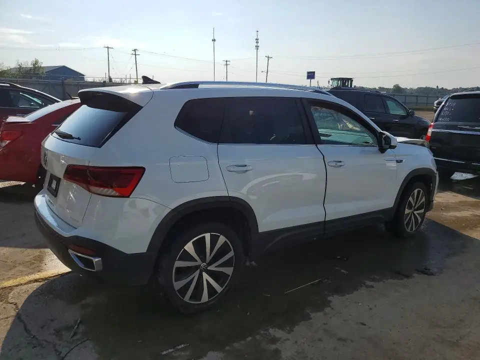 2023 VOLKSWAGEN TAOS SE  