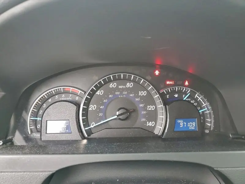 2012 TOYOTA CAMRY BASE  