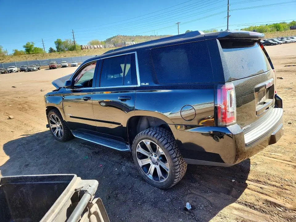 2018 GMC YUKON SLE  
