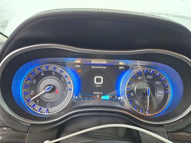 2015 CHRYSLER 300 LIMITED  