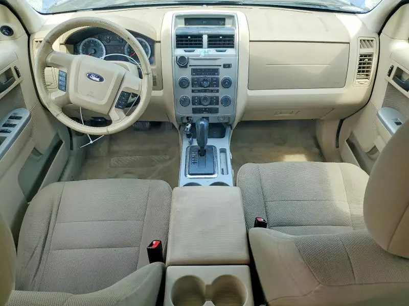 2010 FORD ESCAPE XLT  