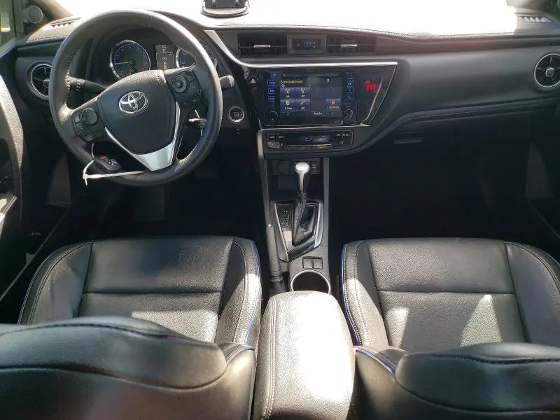 2018 TOYOTA COROLLA XSE  