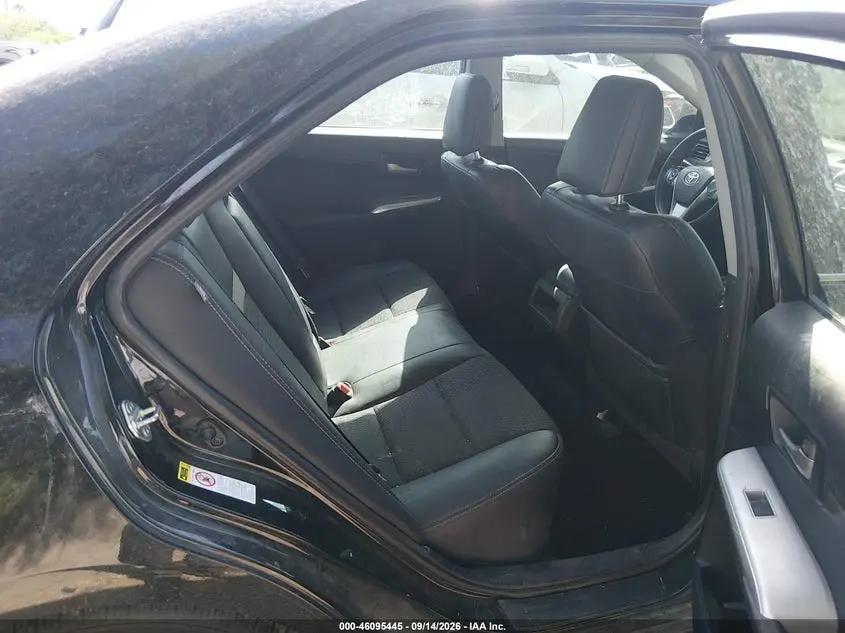 2012 TOYOTA CAMRY SE
