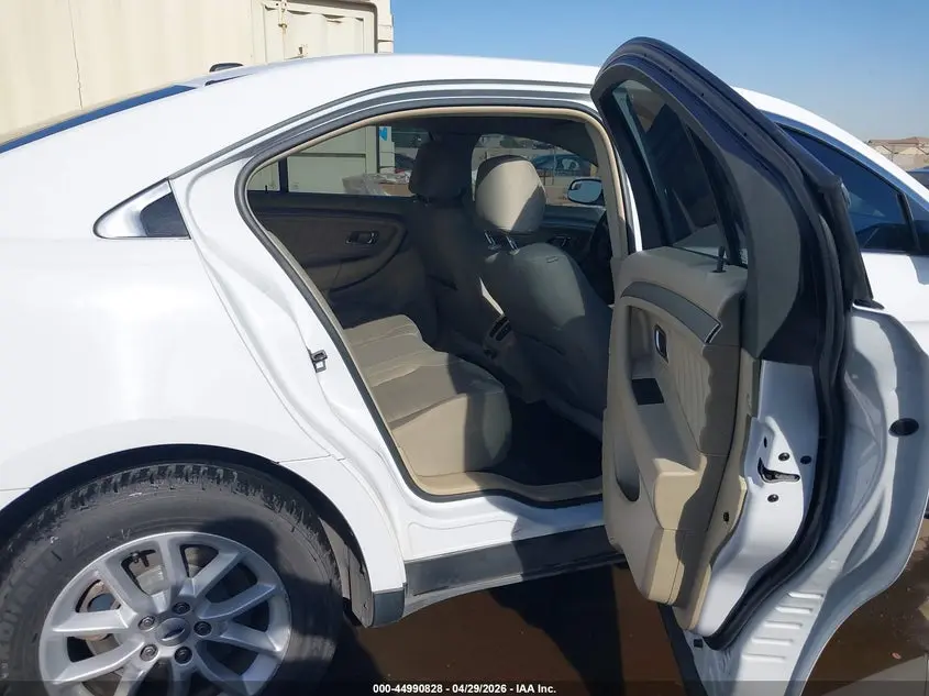 2014 FORD TAURUS SE