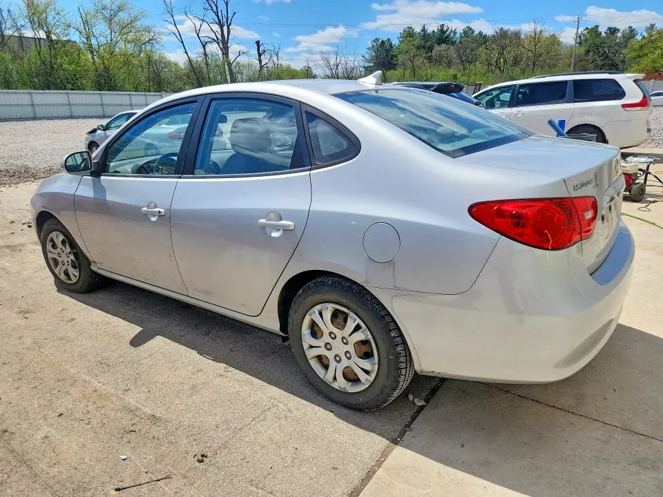 2010 HYUNDAI ELANTRA GLS  