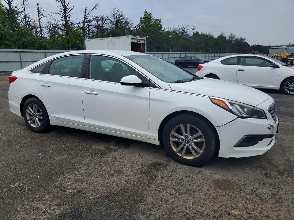 2016 HYUNDAI SONATA SE  