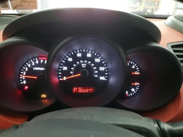 2010 KIA SOUL +  