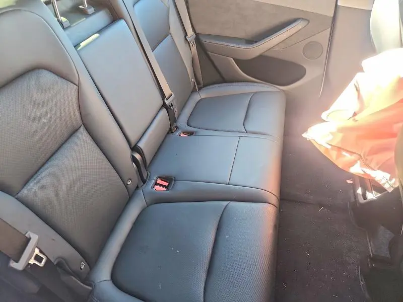 2026 TESLA MODEL Y   