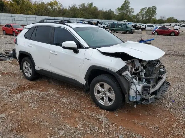 2021 TOYOTA RAV4 XLE  