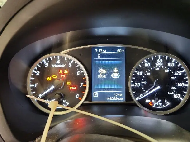 2018 NISSAN SENTRA SV  