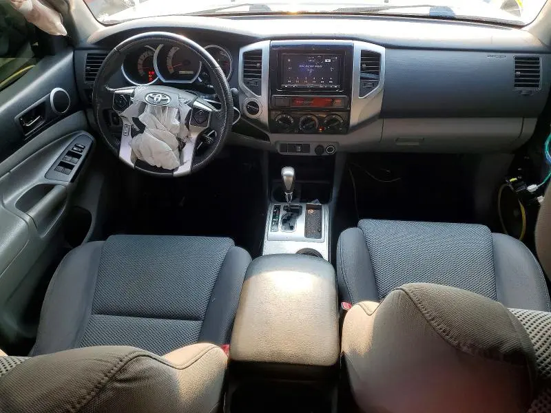 2015 TOYOTA TACOMA V6  