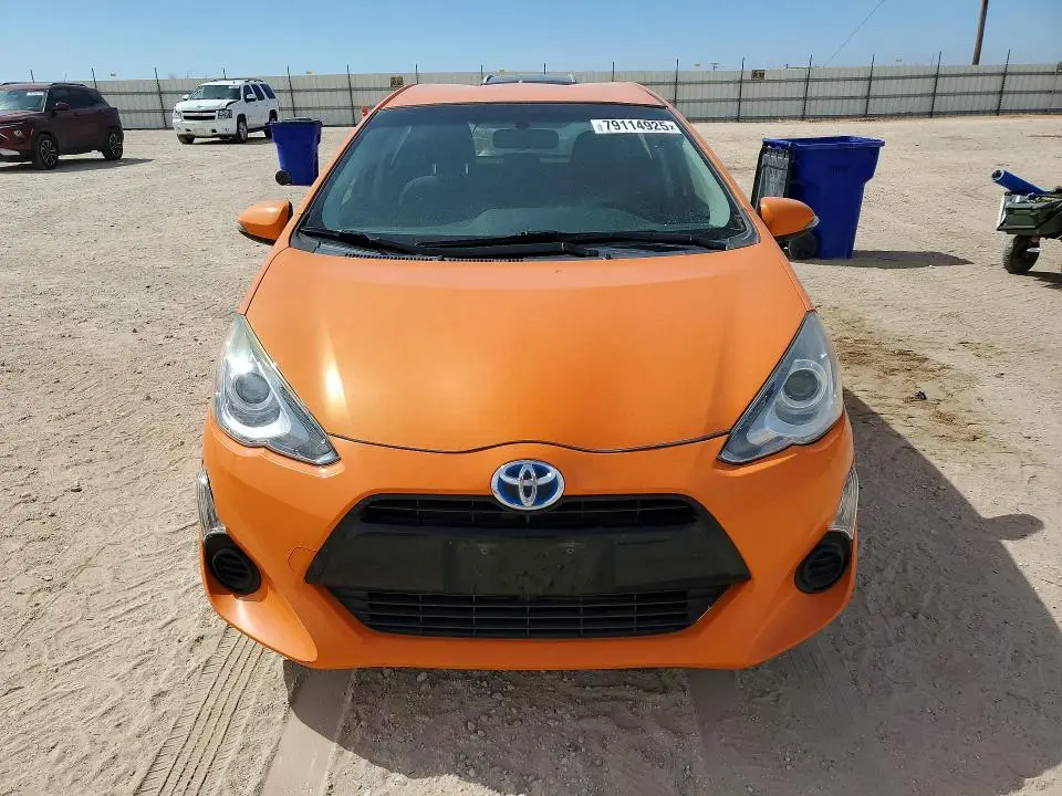 2015 TOYOTA PRIUS C TWO  