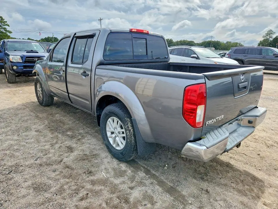 2018 NISSAN FRONTIER SV  