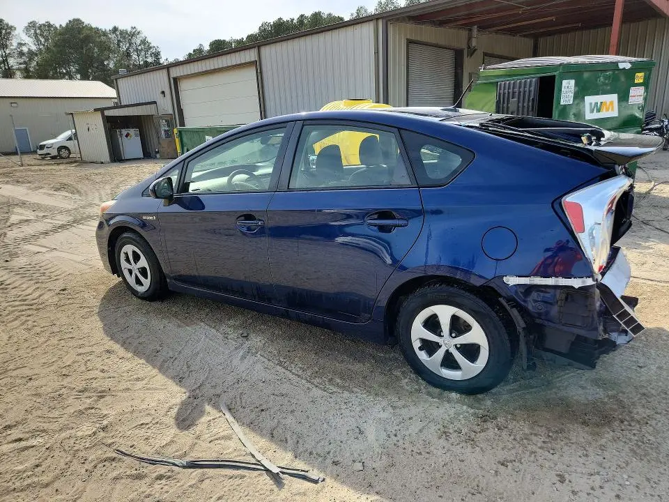 2015 TOYOTA PRIUS THREE  