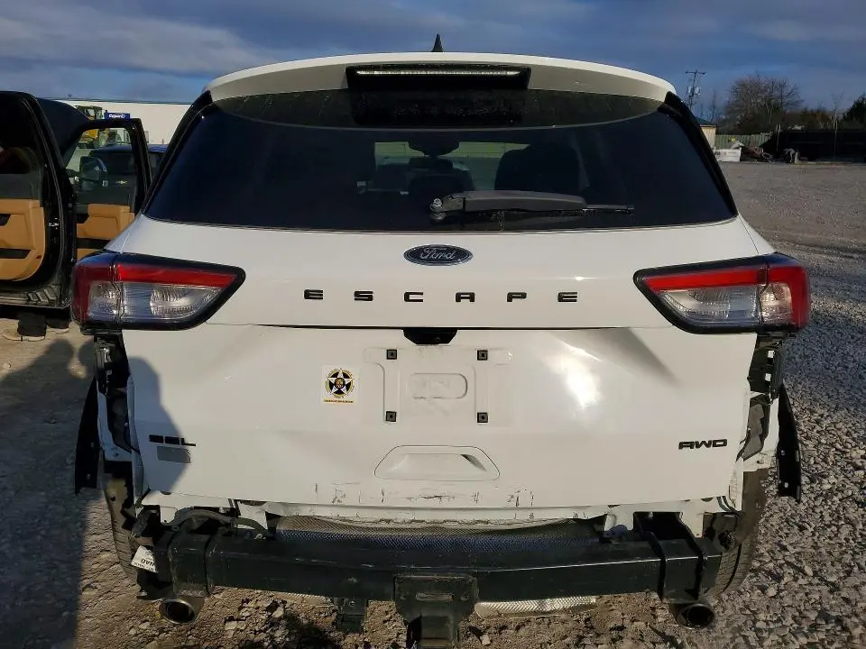 2022 FORD ESCAPE SEL  