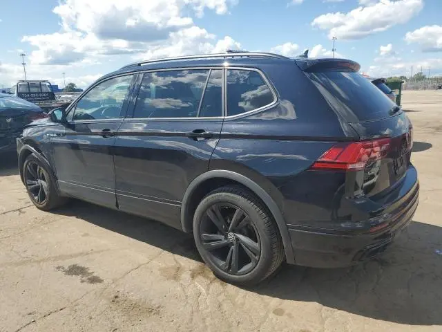2023 VOLKSWAGEN TIGUAN SE R-LINE BLACK  