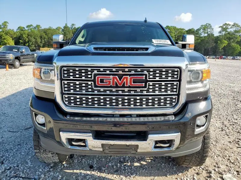 2018 GMC SIERRA K2500 DENALI  